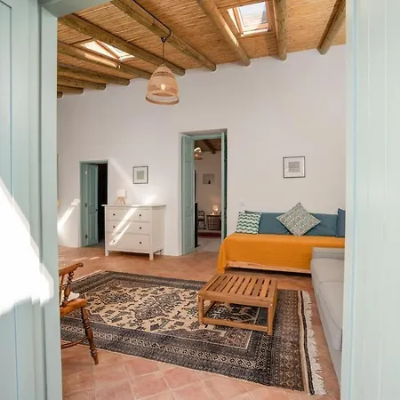 Ninho House, Callebanda Barracol * タヴィラ