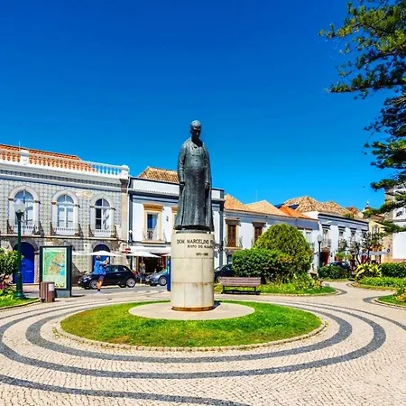 Ninho House, Callebanda Barracol *