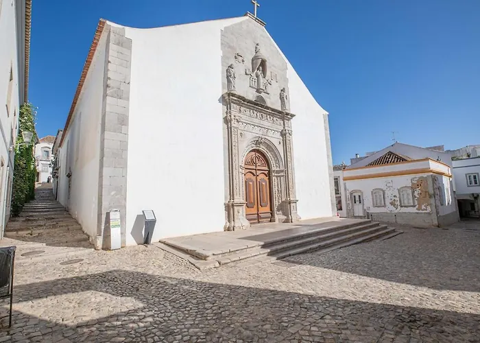 Ninho House, Callebanda Barracol